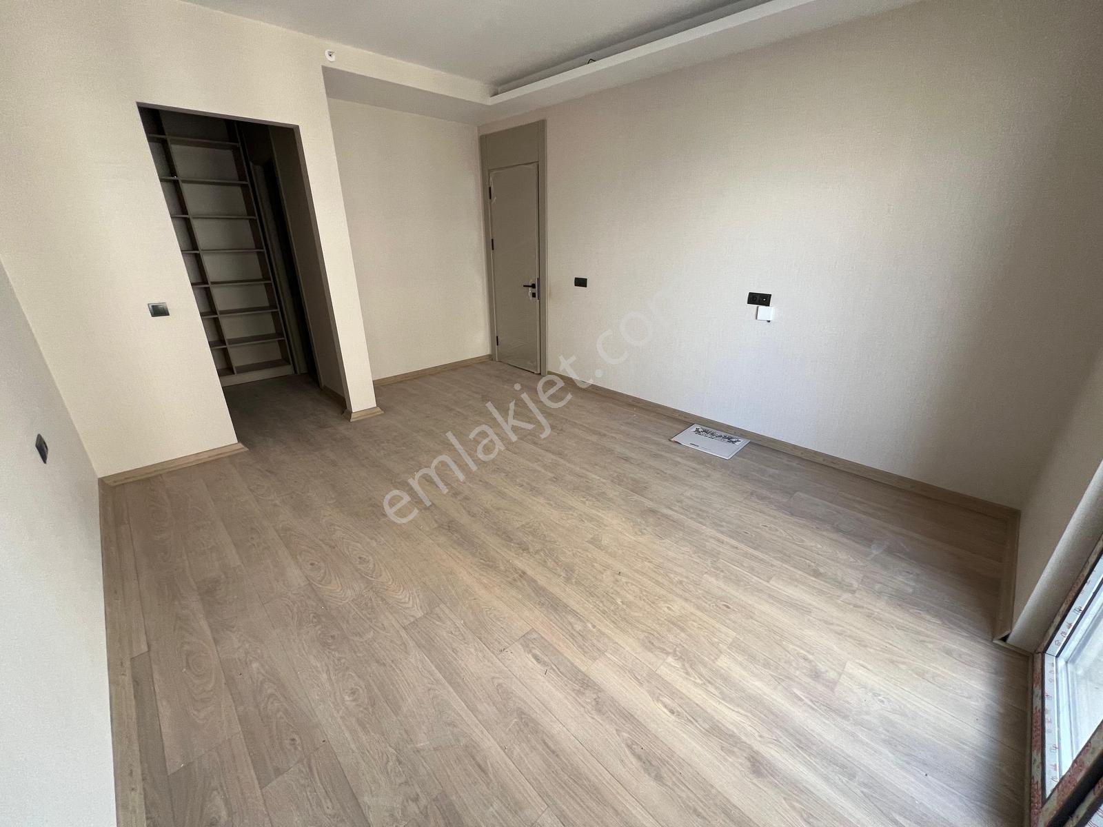 Ovacık Merkezde Parmakla Gösterilecek Kalitede Sıfır 4+1 Satılık — fotoğraf 30
