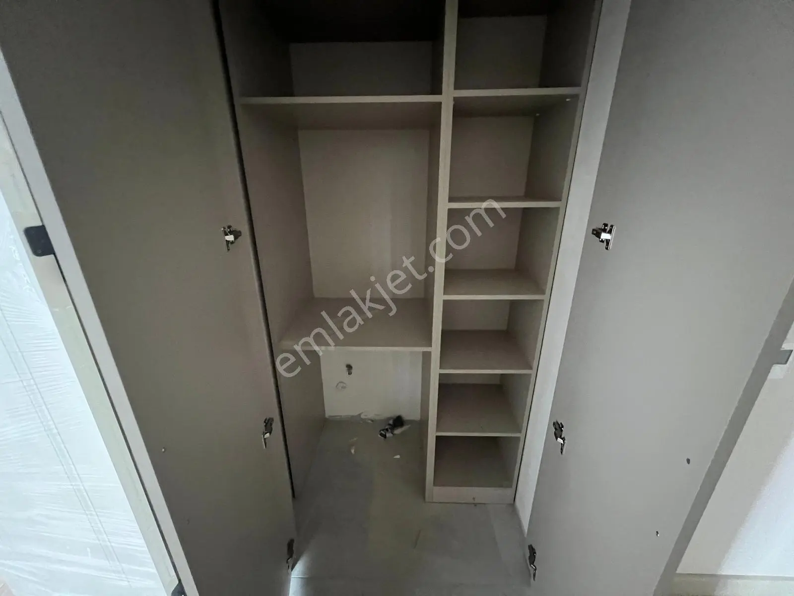 Ovacık Merkezde Parmakla Gösterilecek Kalitede Sıfır 4+1 Satılık — fotoğraf 36