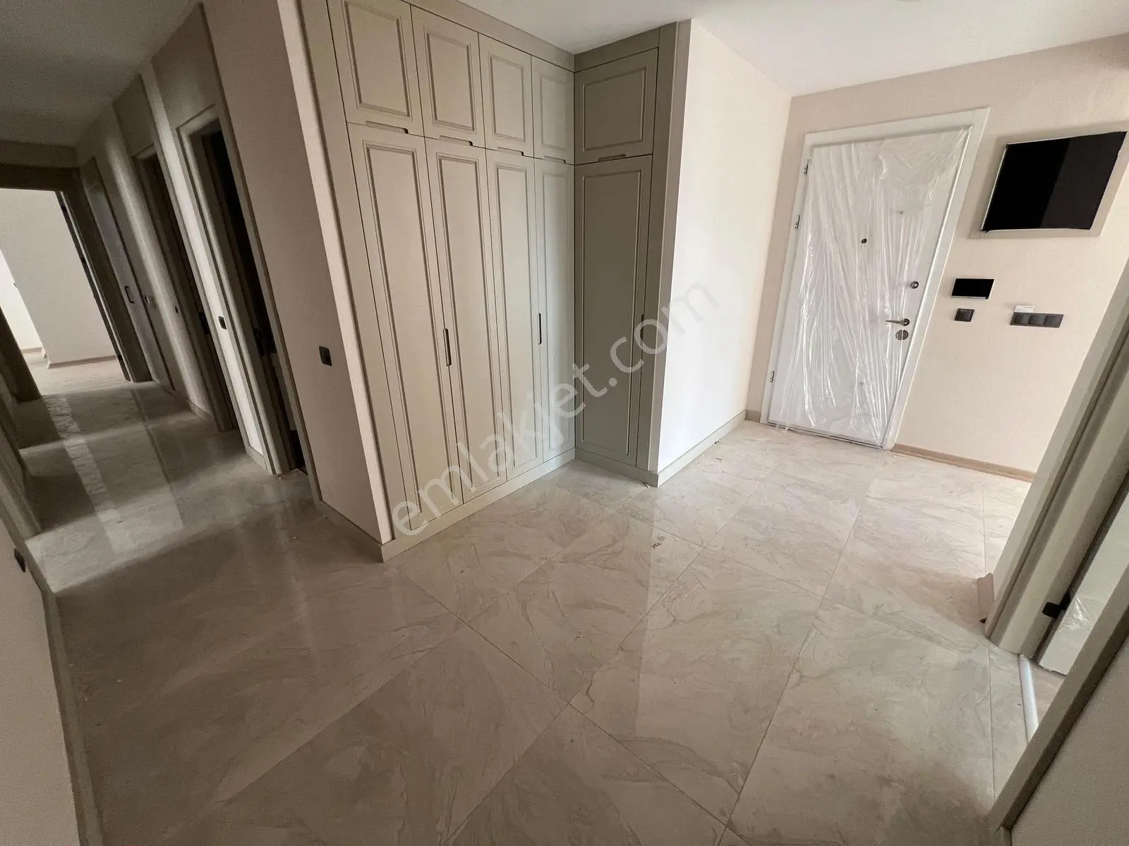 Ovacık Merkezde Parmakla Gösterilecek Kalitede Sıfır 4+1 Satılık — fotoğraf 39