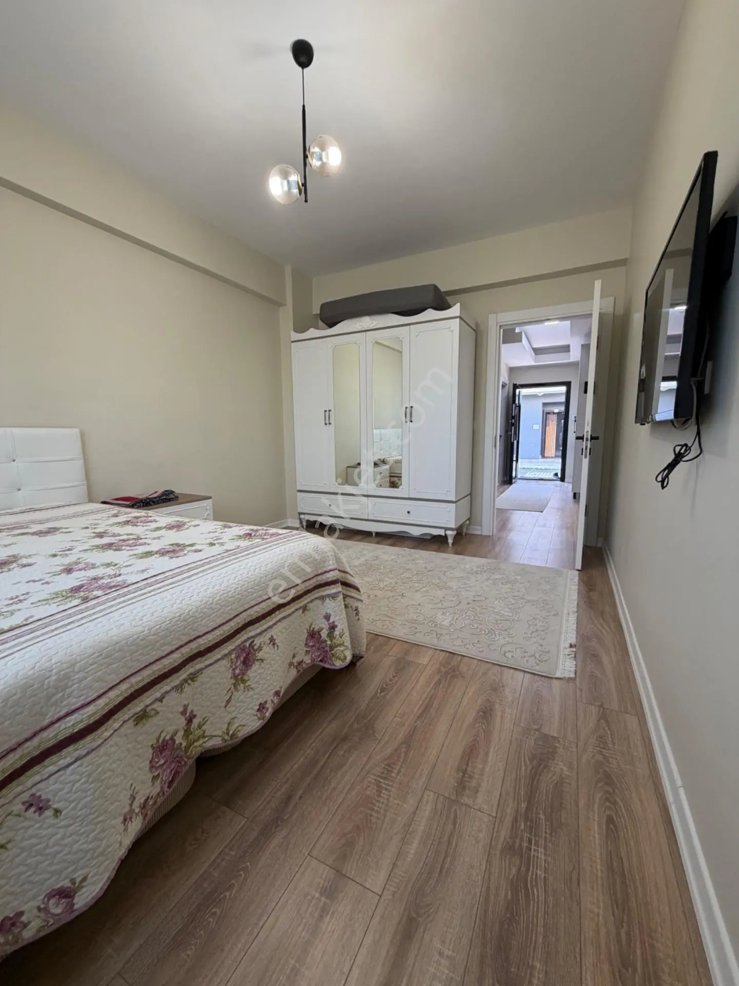 Müstakil Bahçeli-site İçinde-eşyalı Satılık Villa! — fotoğraf 17