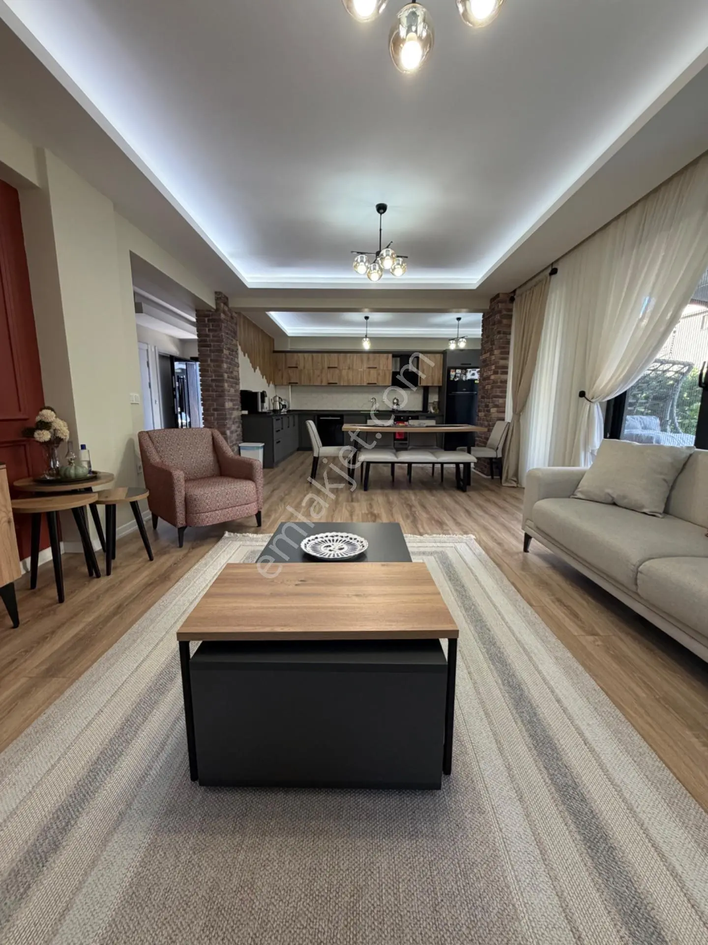 Müstakil Bahçeli-site İçinde-eşyalı Satılık Villa! — fotoğraf 24