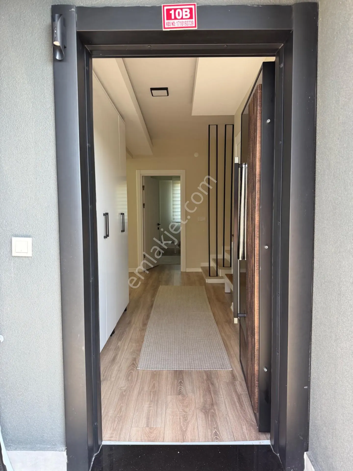 Müstakil Bahçeli-site İçinde-eşyalı Satılık Villa! — fotoğraf 28