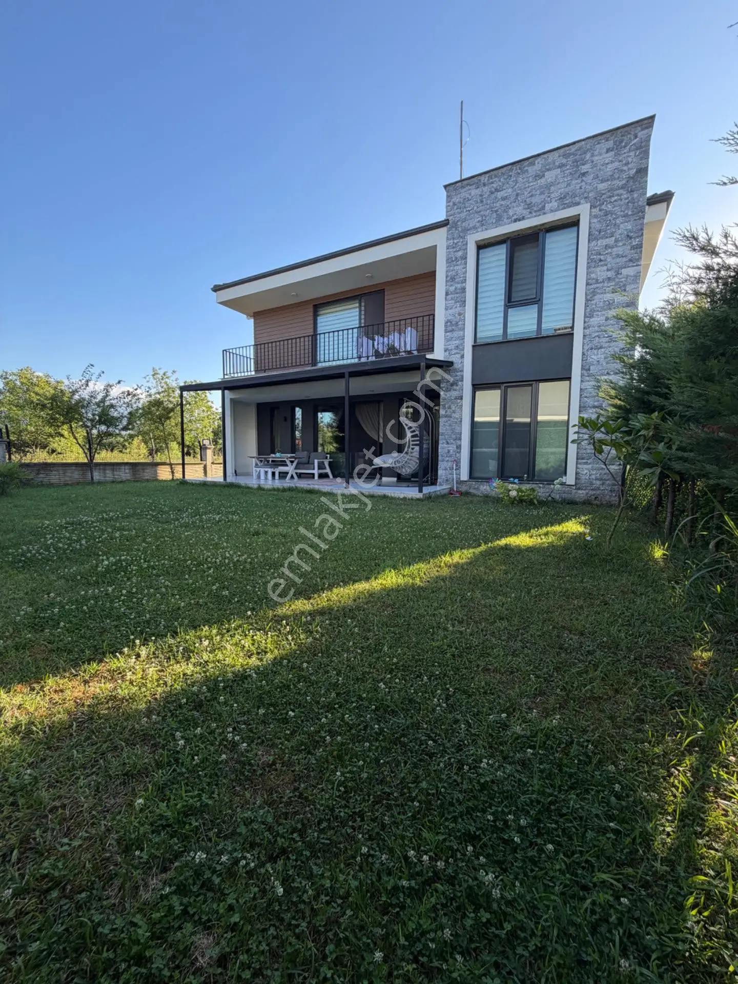 Müstakil Bahçeli-site İçinde-eşyalı Satılık Villa! — fotoğraf 30