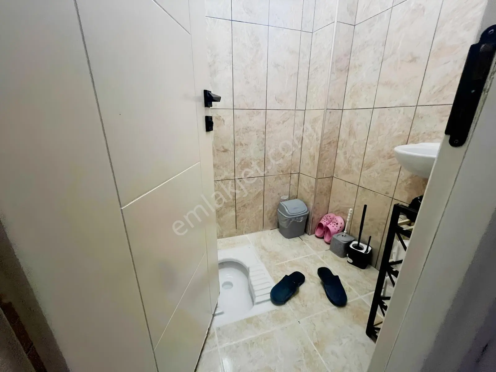 Sancaktepe Yenidoğan Merkezde Petrol Ofisine Köşe 2+1 Ara Kat — fotoğraf 11