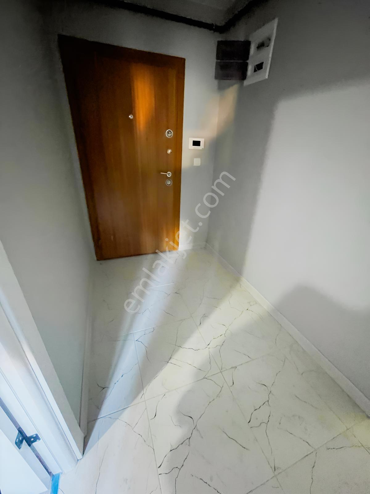 Çekmeköy Taşdelen Mah. Satılık 2+1 Arakat Daire — fotoğraf 7