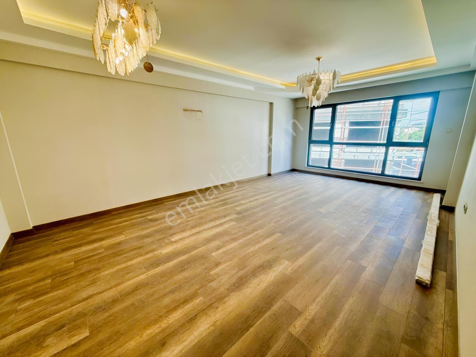 Yks'den Gazze Caddesinde Lüx Site İçi 4+1/200m² Satılık Daireler — fotoğraf 15