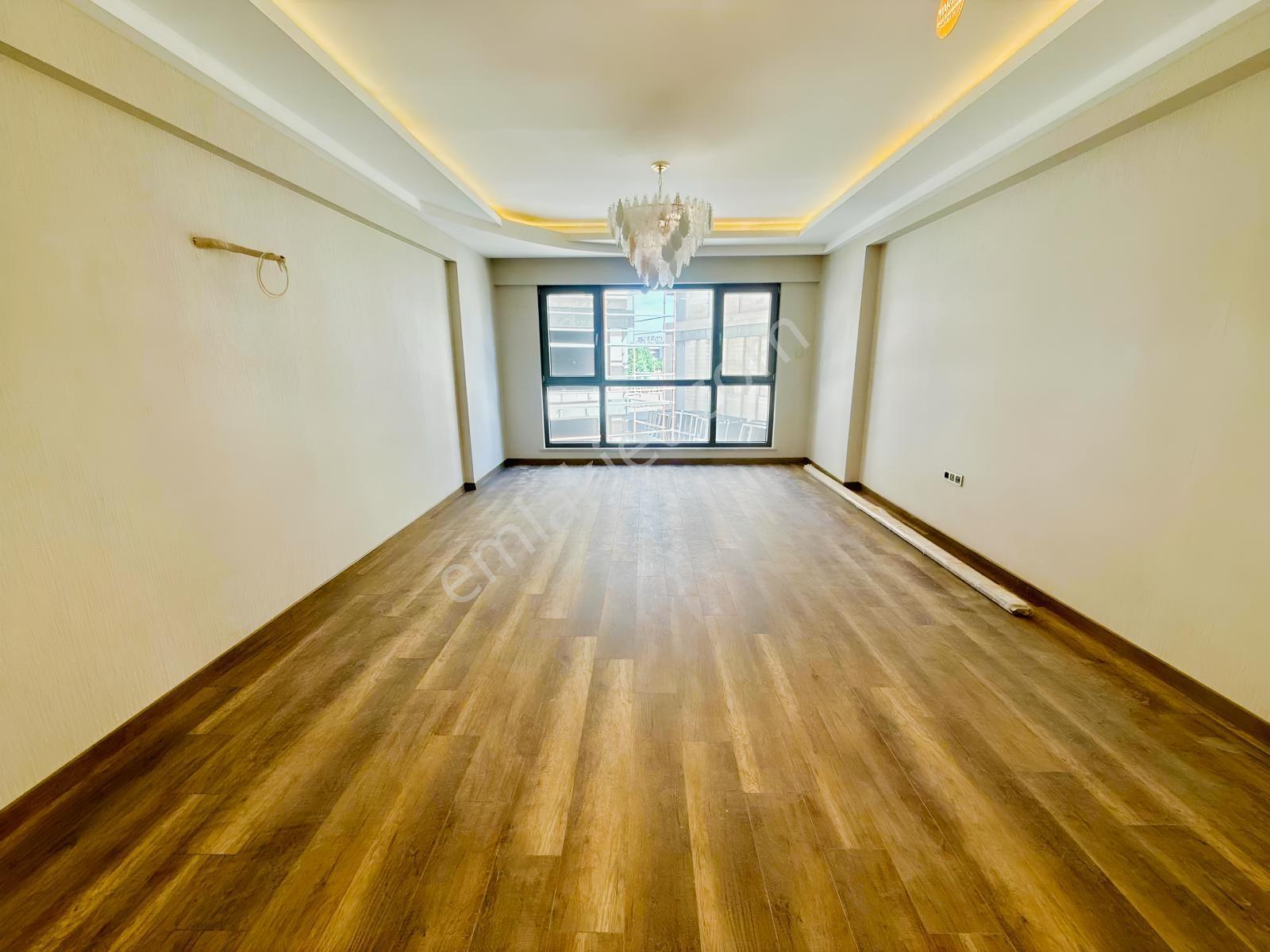 Yks'den Gazze Caddesinde Lüx Site İçi 4+1/200m² Satılık Daireler — fotoğraf 16