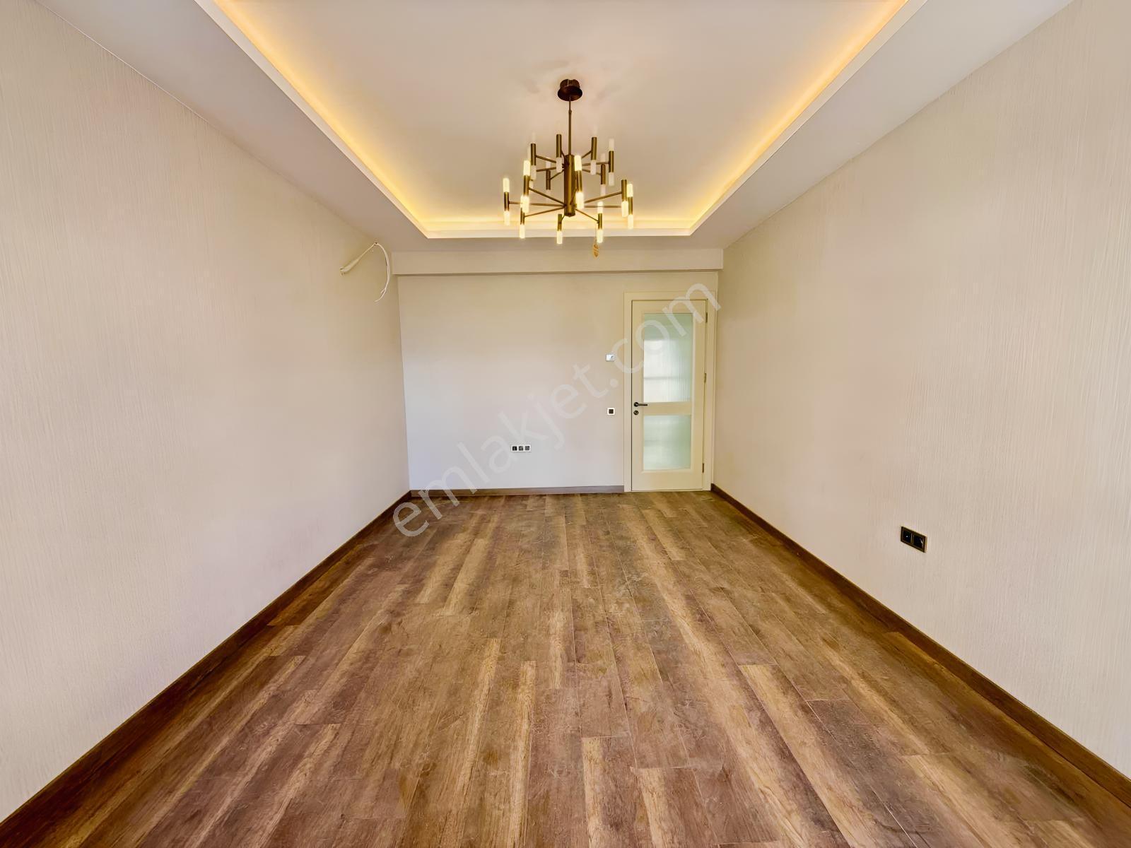 Yks'den Gazze Caddesinde Lüx Site İçi 4+1/200m² Satılık Daireler — fotoğraf 19