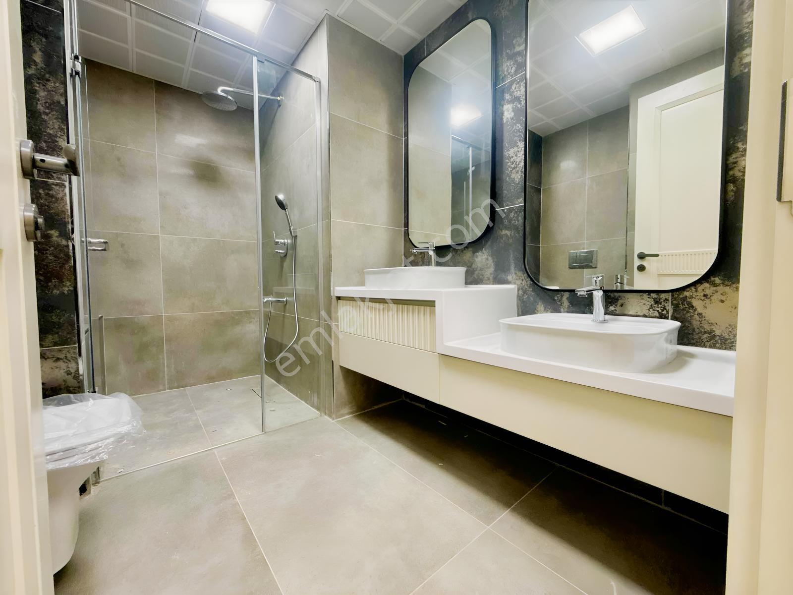 Yks'den Gazze Caddesinde Lüx Site İçi 4+1/200m² Satılık Daireler — fotoğraf 22