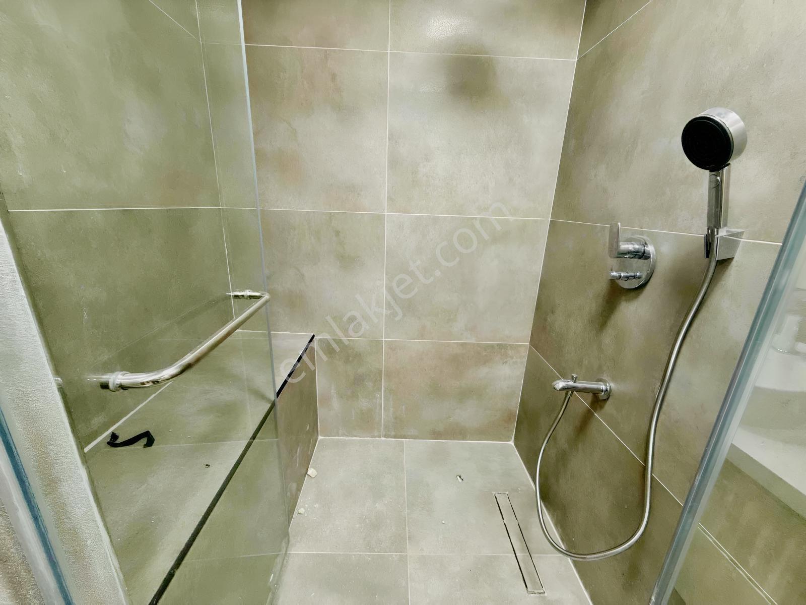Yks'den Gazze Caddesinde Lüx Site İçi 4+1/200m² Satılık Daireler — fotoğraf 23