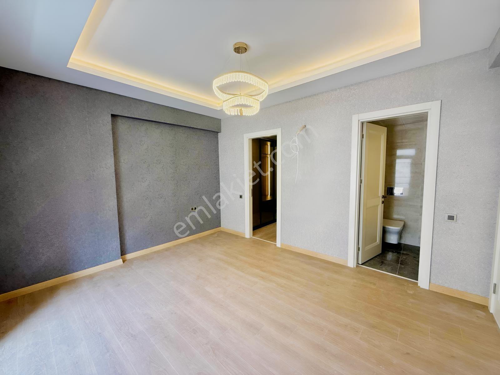 Yks'den Gazze Caddesinde Lüx Site İçi 4+1/200m² Satılık Daireler — fotoğraf 26
