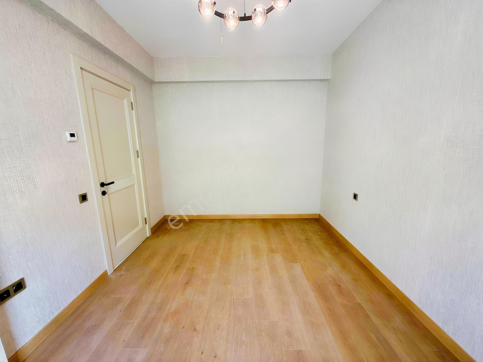 Yks'den Gazze Caddesinde Lüx Site İçi 4+1/200m² Satılık Daireler — fotoğraf 33