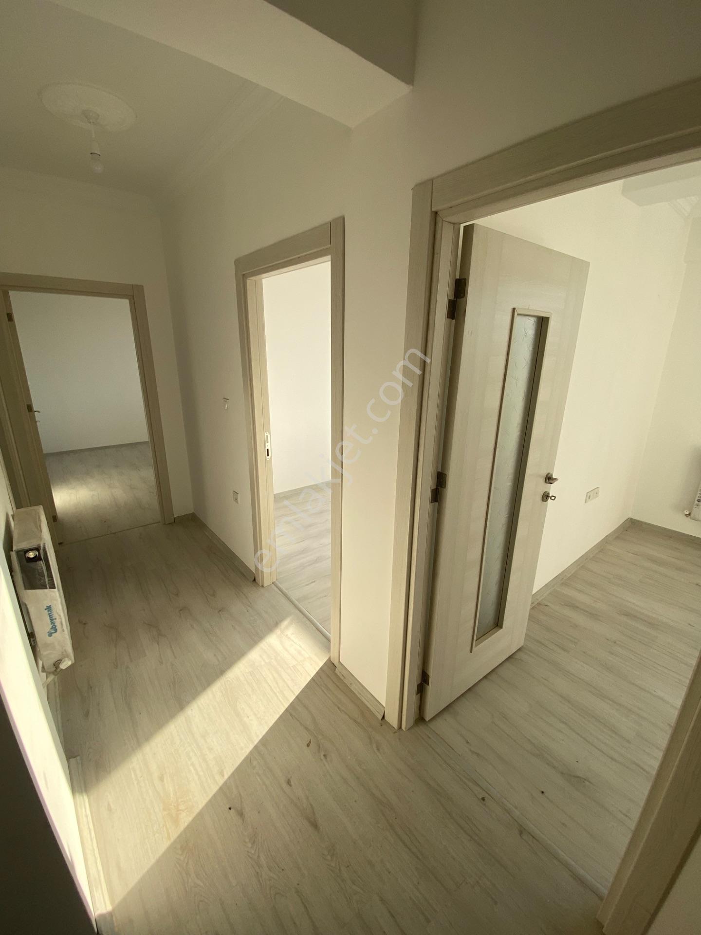 Niksar Prestij Grup Emlaktan Bağlar Mahallesinde Sıfır Uyguna 3+1 Daire — fotoğraf 8