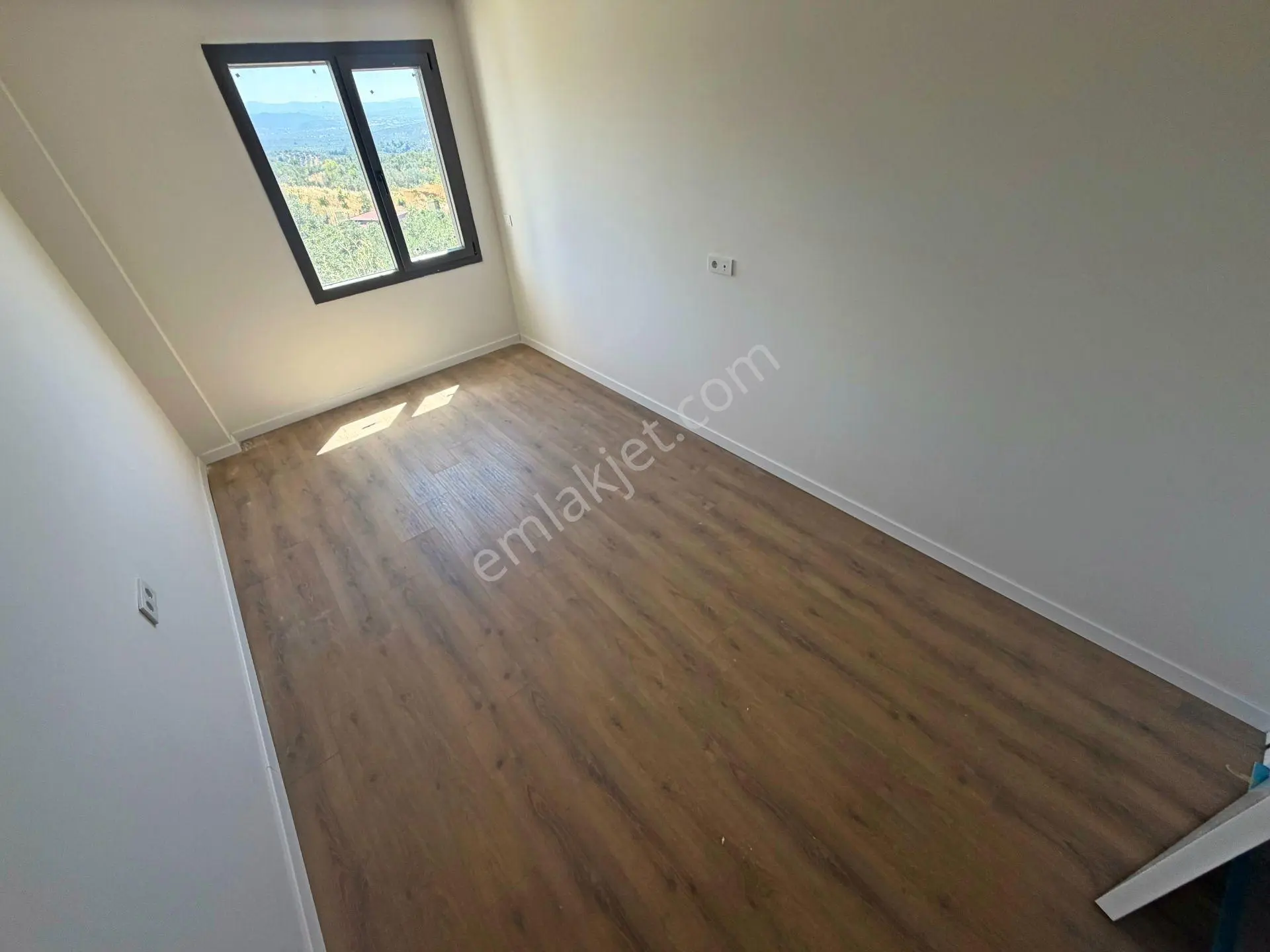Aktiften Çamlıbelde Satılık Doğa Manzaralı Yerden Isıtmalı Lüx 2+1daire — fotoğraf 18