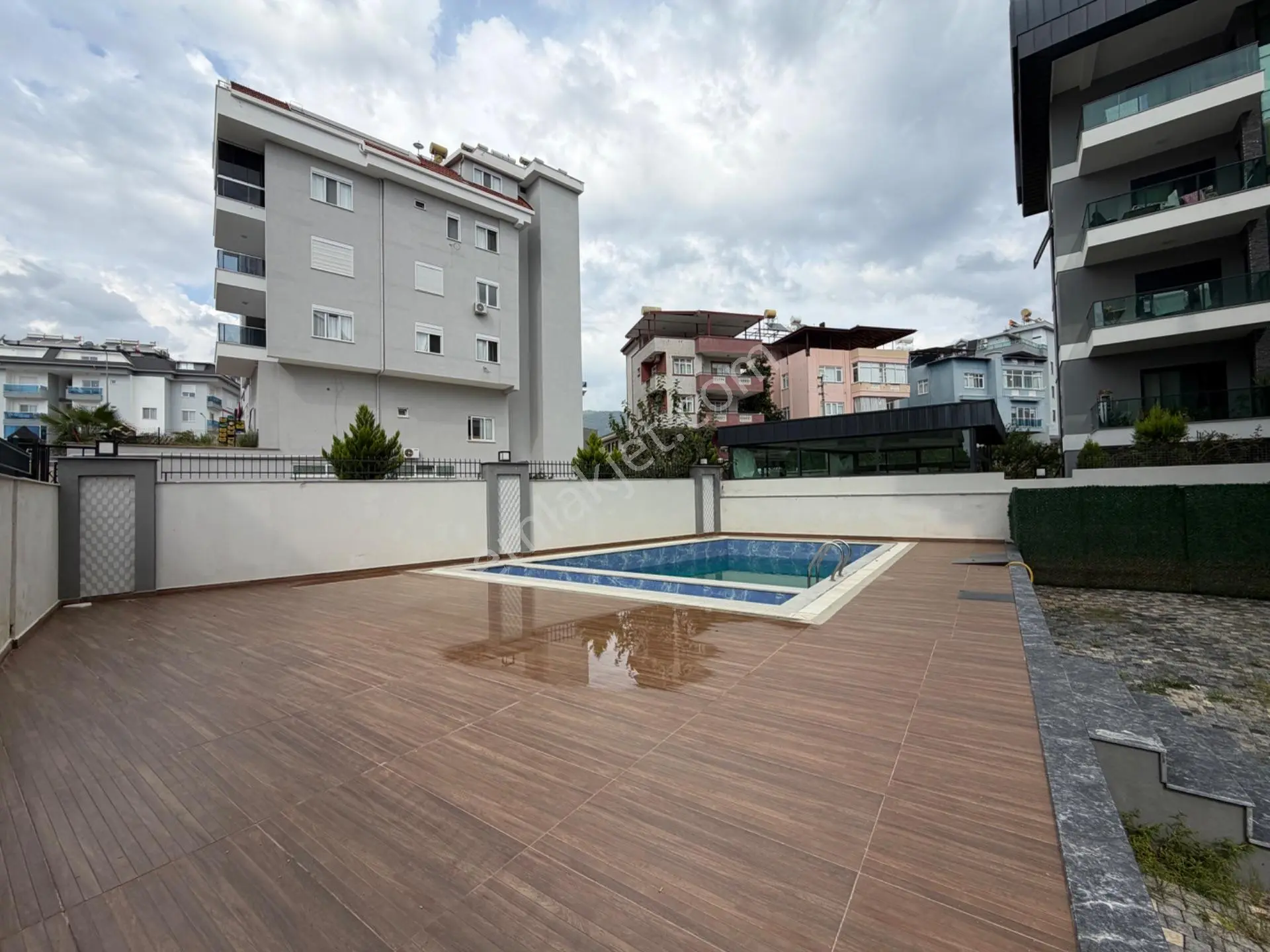 Yetkin’den Obada Satılık 1+1 Daire — fotoğraf 10