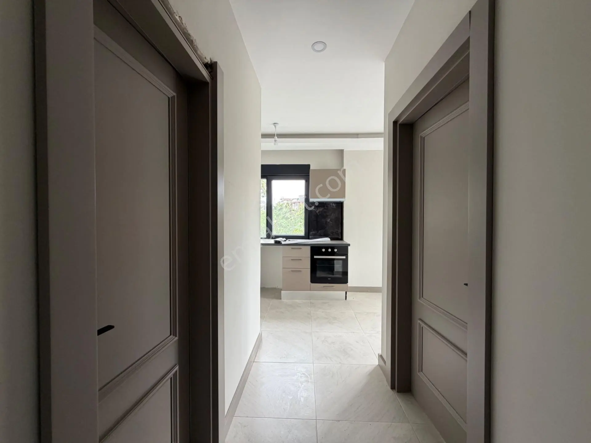 Yetkin’den Obada Satılık 1+1 Daire — fotoğraf 19