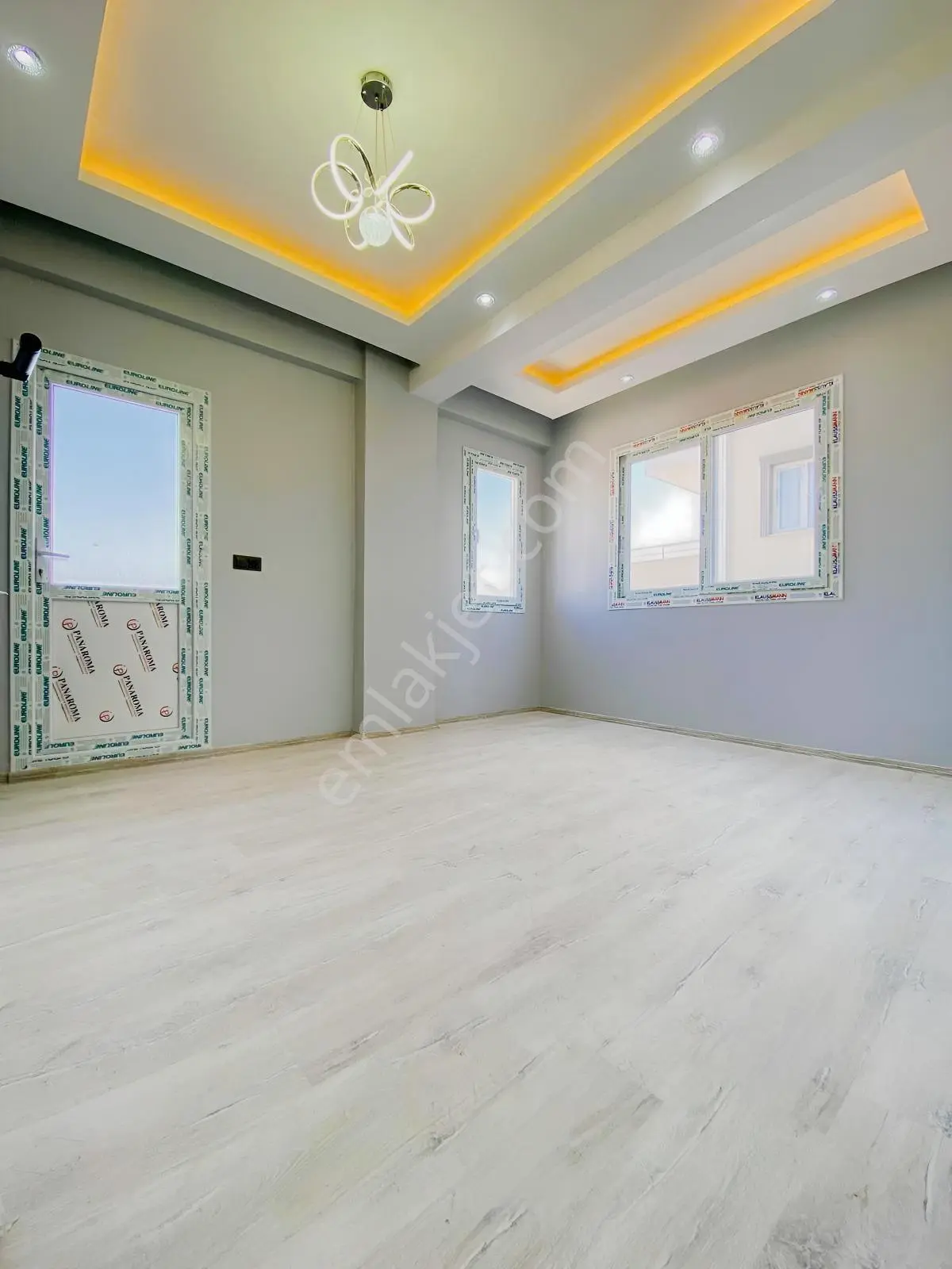 Yılmaz'dan İmamoğlu Saygeçıt'te Satılık 2+1 K.mtfk Daıreler — fotoğraf 27