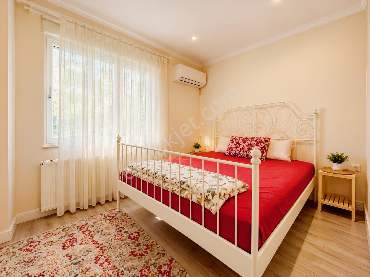Maryam Novin'den Güzeloba'da Satılık 1+1 Daire — fotoğraf 13