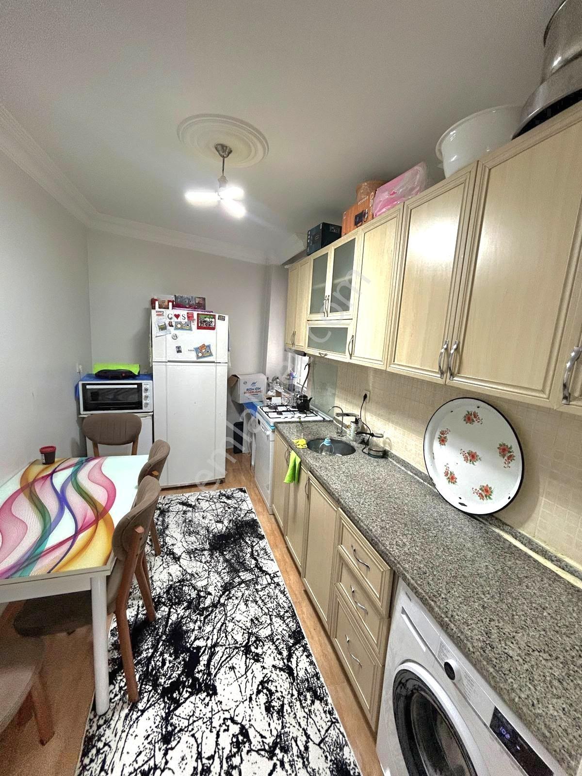 Pusula İnş.tan 50 Yıl Mah Cadeye Yakın 110m2 2+1 2kat Daire — fotoğraf 10