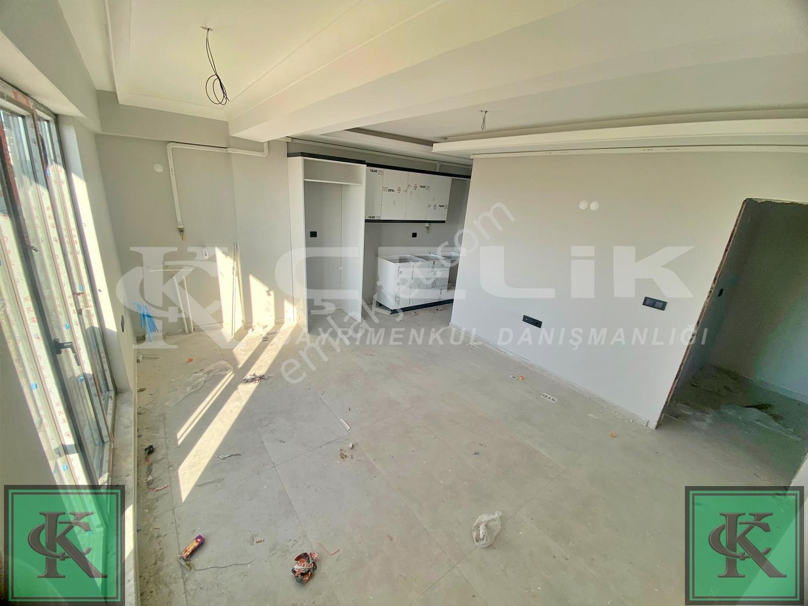 Çelik'ten Ön Cephe 5+2 200m2 Dublex Satılık Geniş Daire!!! — fotoğraf 3