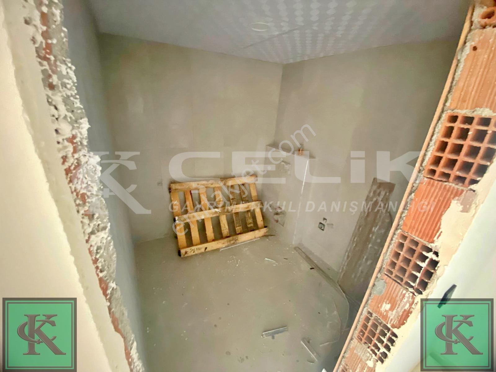 Çelik'ten Ön Cephe 5+2 200m2 Dublex Satılık Geniş Daire!!! — fotoğraf 15