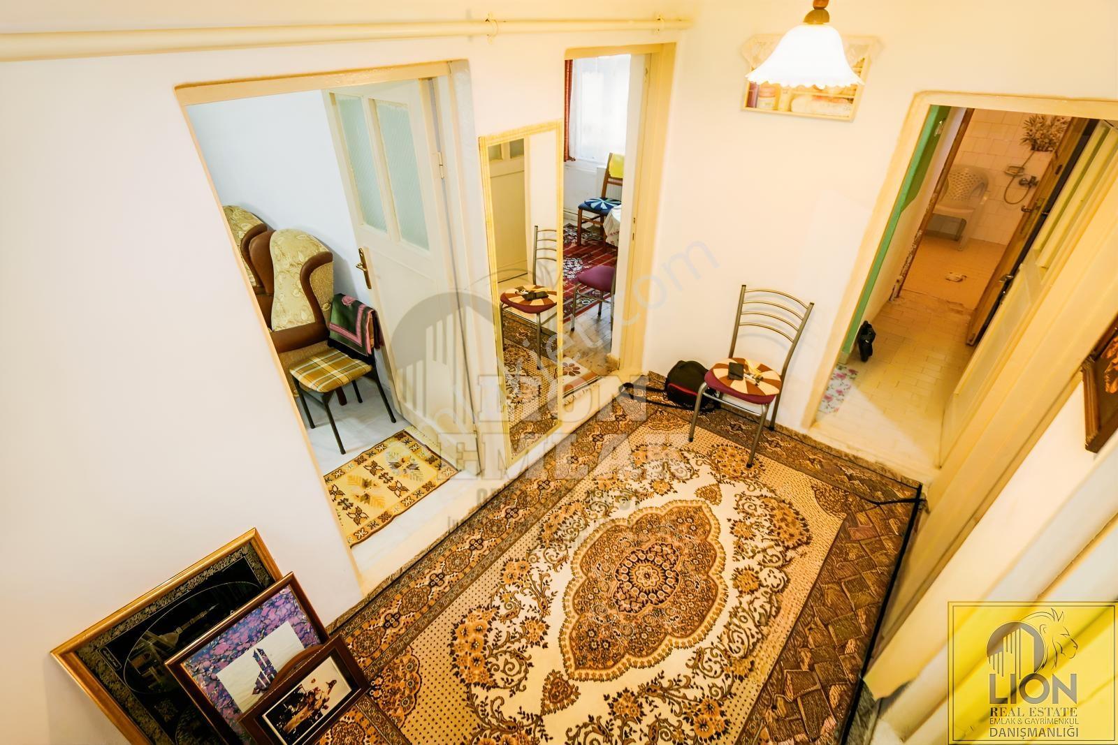 Lıon Emlak'tan Kayacık'ta 2 Kat İmarlı Satılık Müstakil Ev — fotoğraf 8