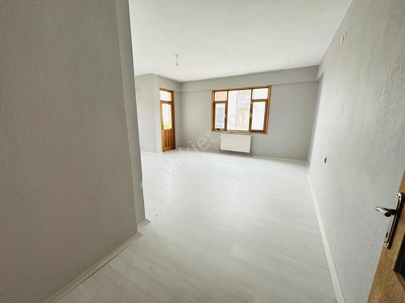 Enes Acur'dan 3+1 Arakat 175 M2 Asansörlü 2 Banyolu Daire — fotoğraf 15