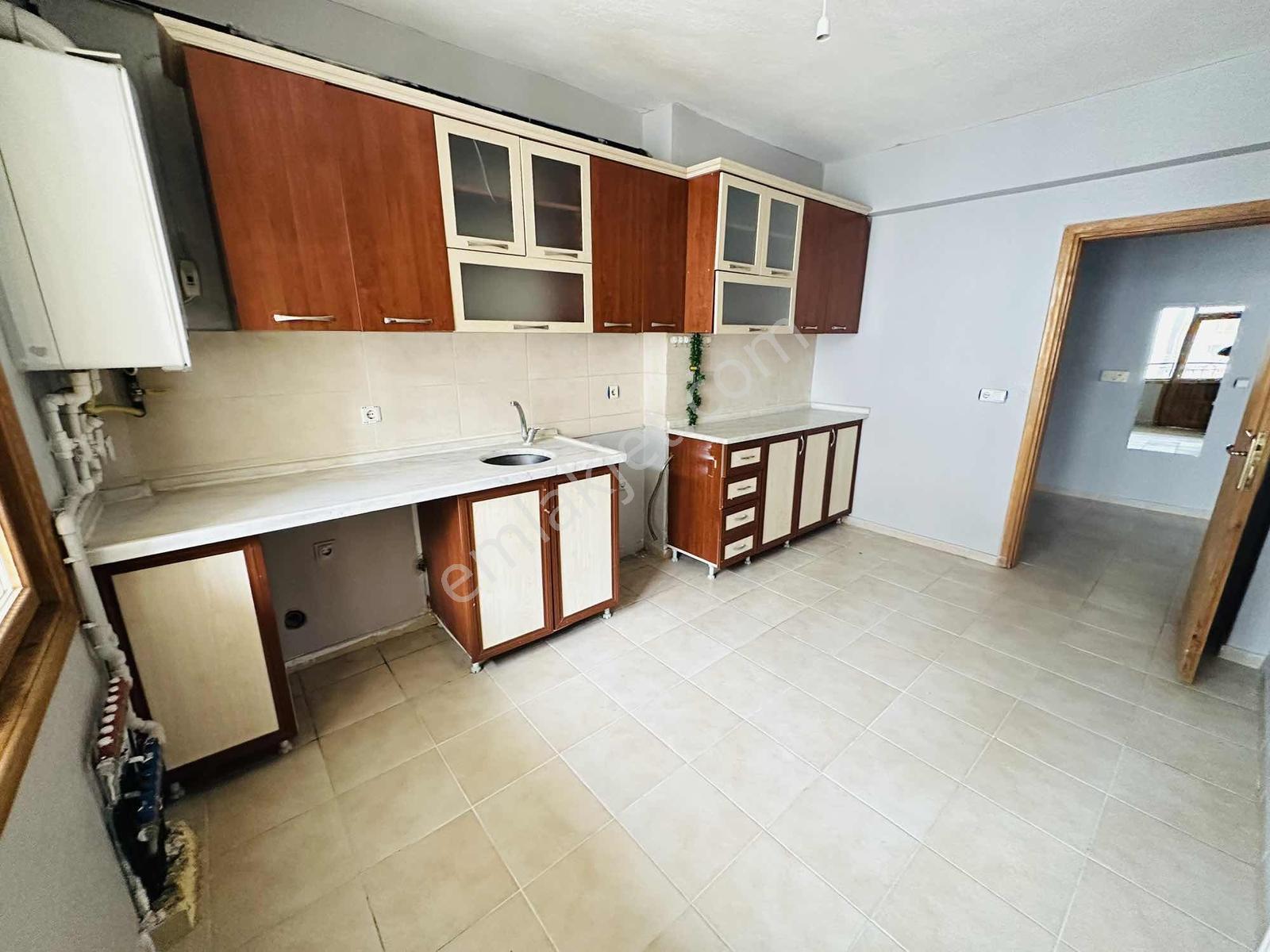 Enes Acur'dan 3+1 Arakat 175 M2 Asansörlü 2 Banyolu Daire — fotoğraf 22