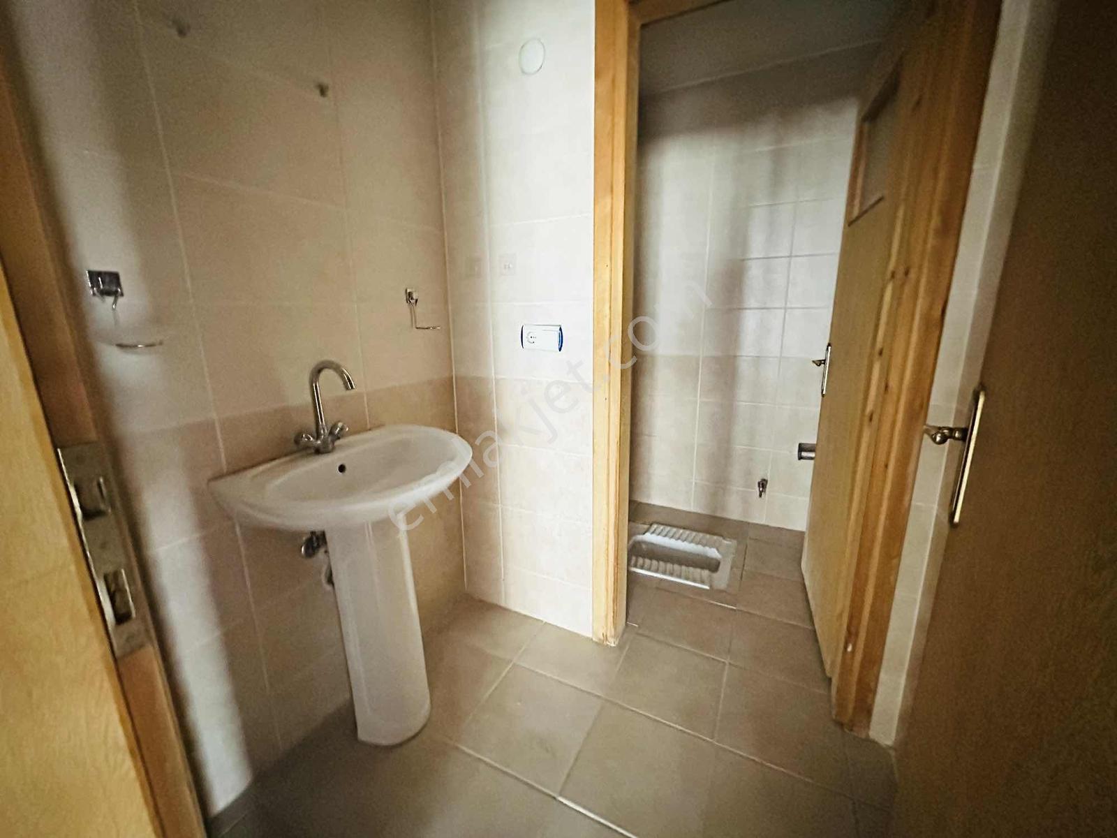 Enes Acur'dan 3+1 Arakat 175 M2 Asansörlü 2 Banyolu Daire — fotoğraf 25