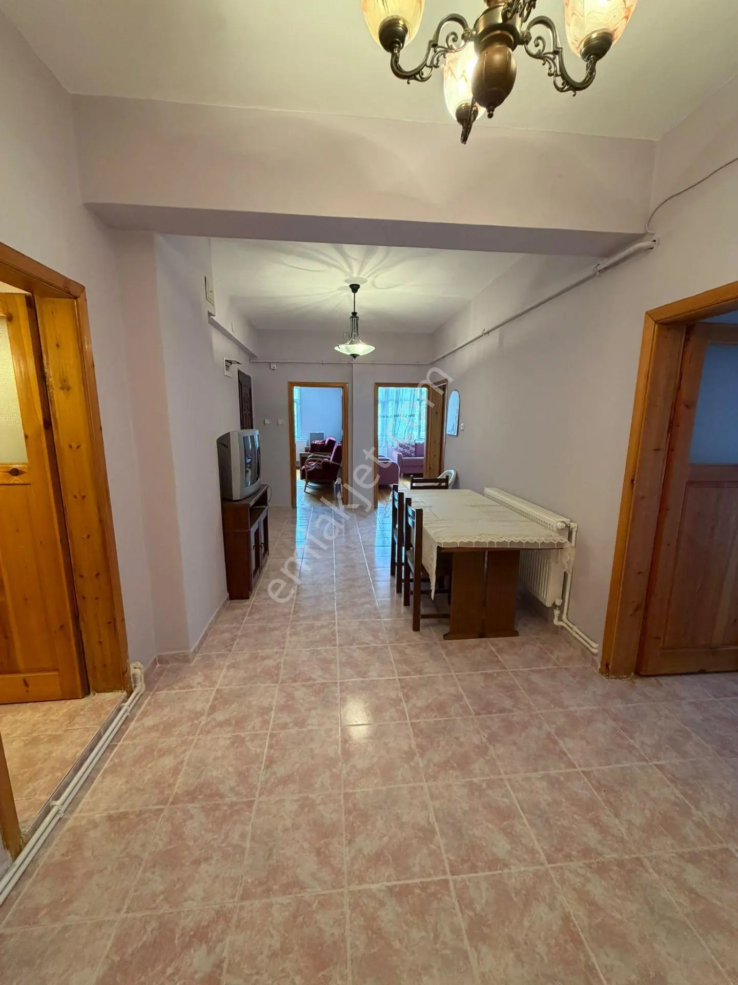 Niksar Prestij Grup Emlaktan Dereçay'da Uygun Fiyata 3+0 Satılık Daire — fotoğraf 11
