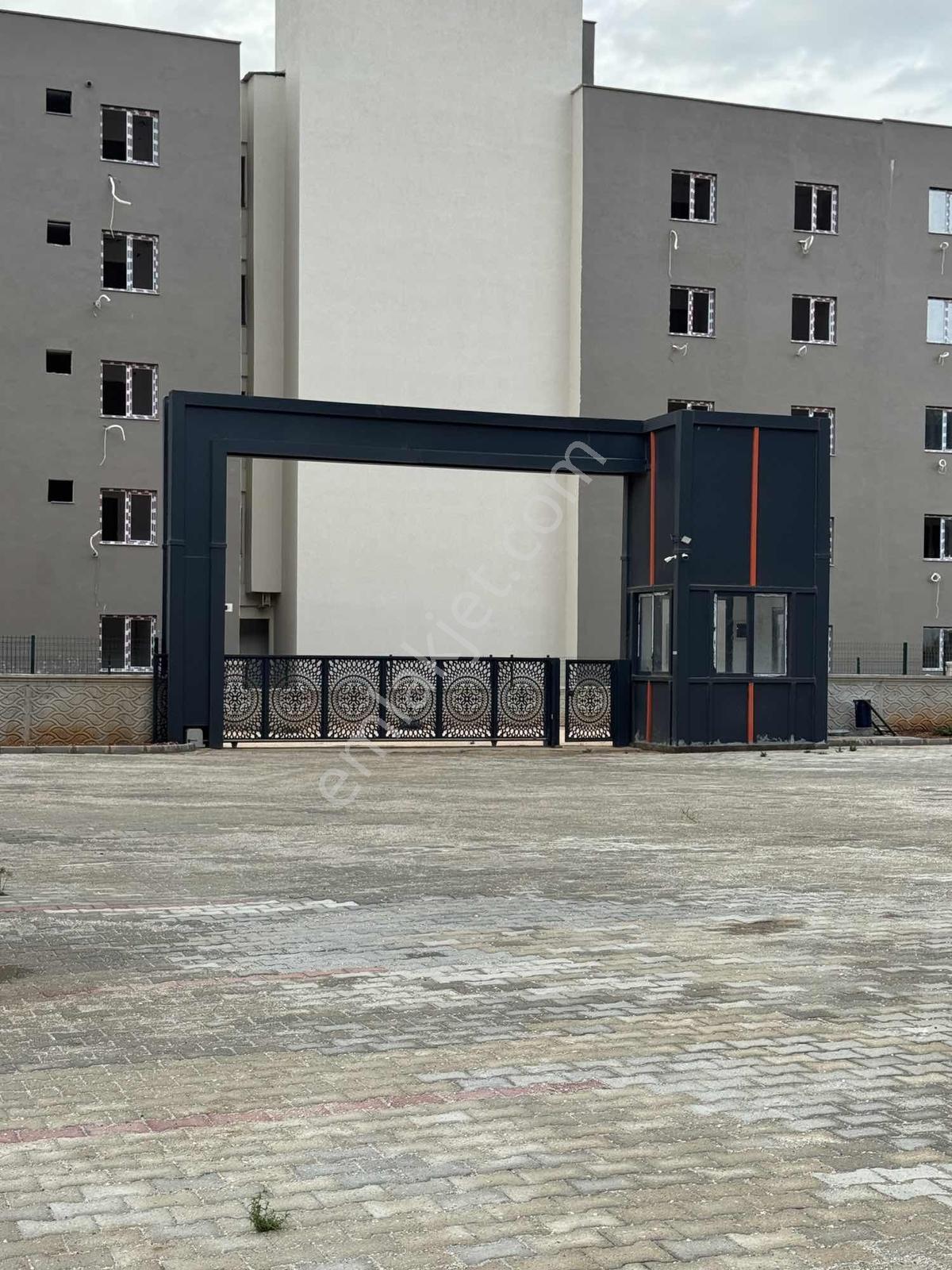 Yeşilovacık Aquaparklı Denize 100 M Site — fotoğraf 10