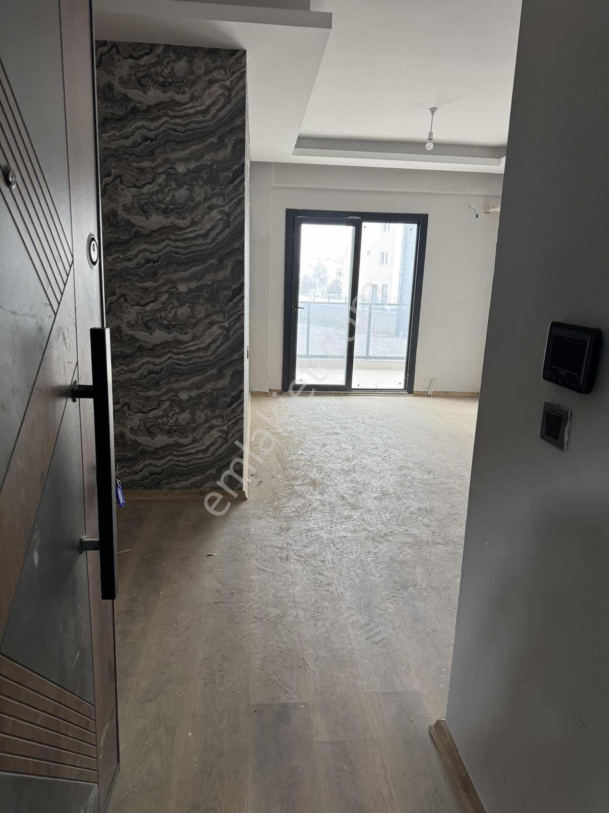 Yeşilovacık Aquaparklı Denize 100 M Site — fotoğraf 12