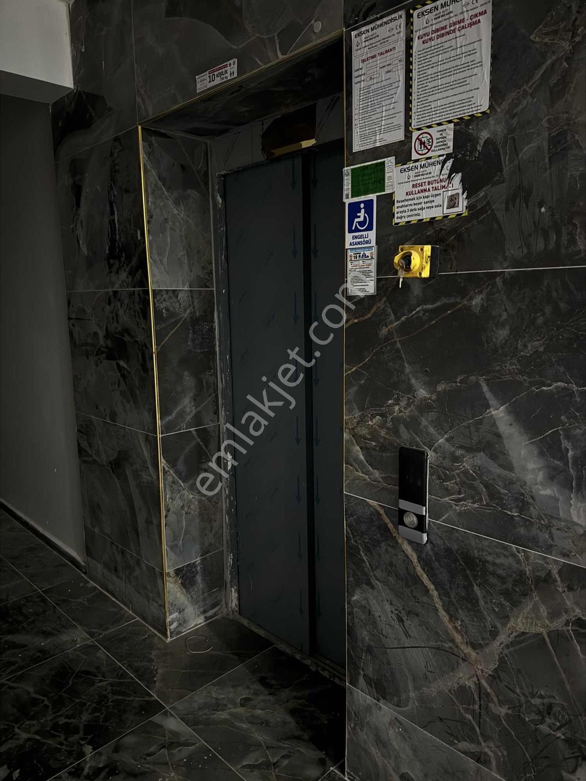 Yeşilovacık Aquaparklı Denize 100 M Site — fotoğraf 29