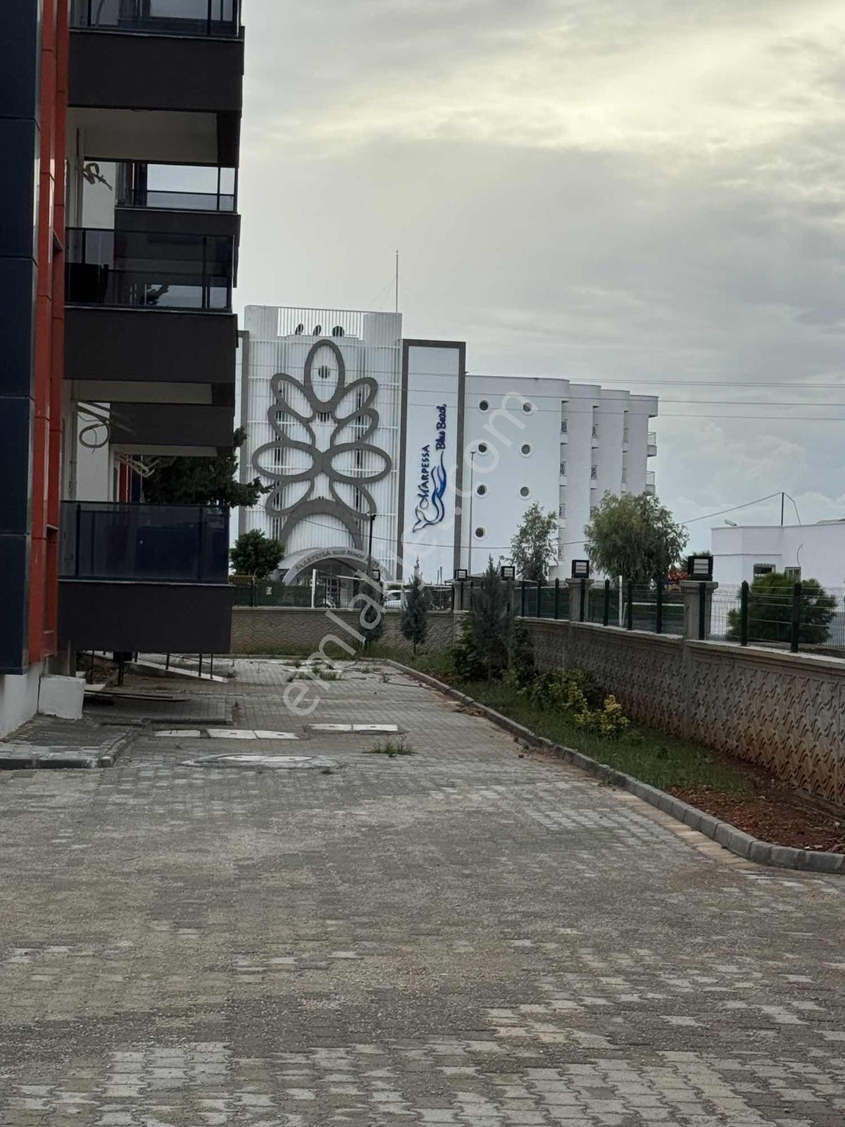 Yeşilovacık Aquaparklı Denize 100 M Site — fotoğraf 33