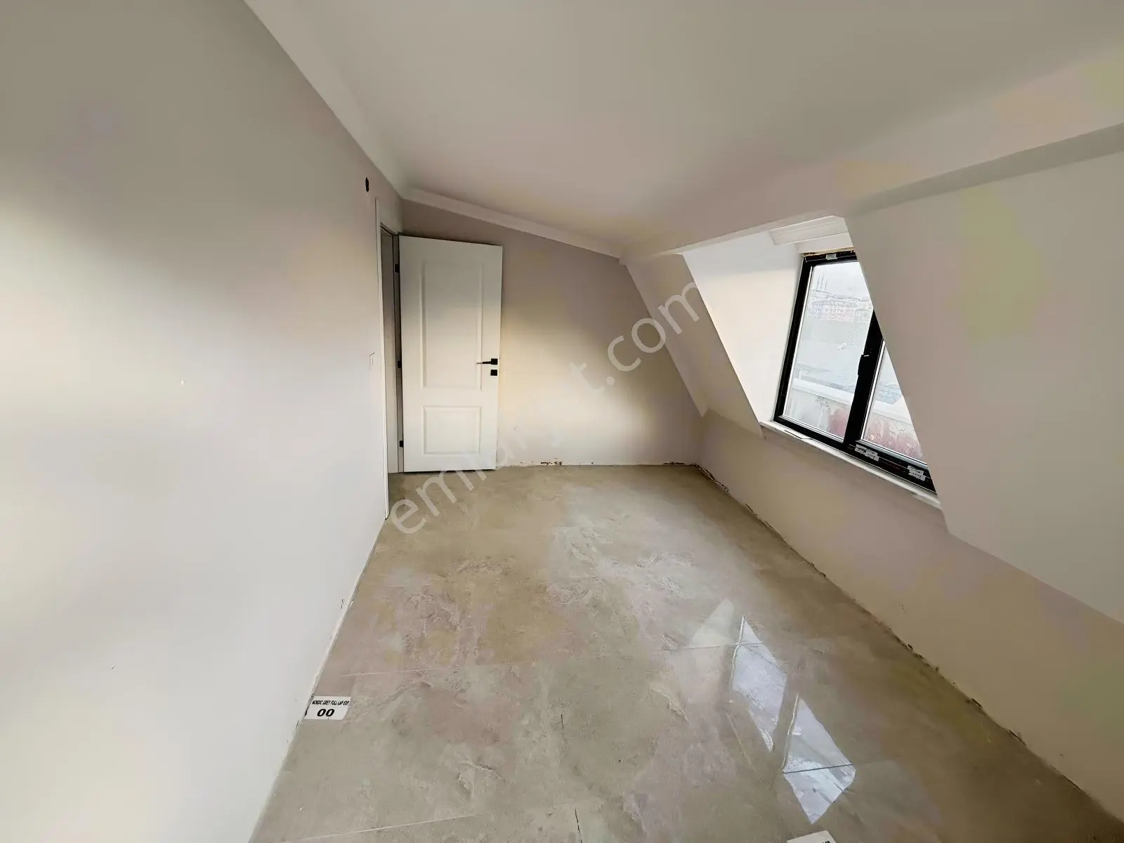 Taşolukta Metronun Dibinde! 3+1 130m² Geniş Ferah Satılık Daire — fotoğraf 4
