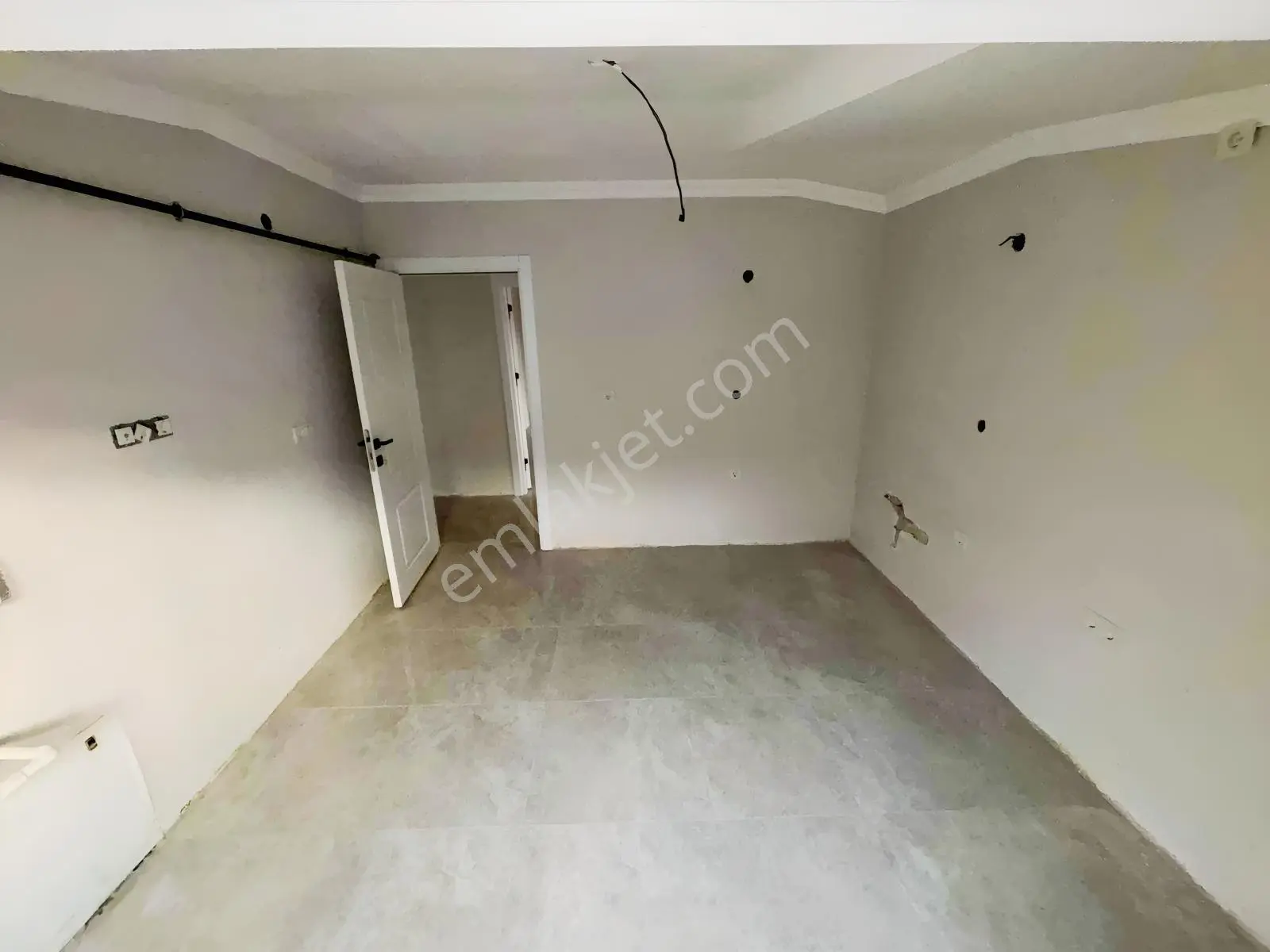 Taşolukta Metronun Dibinde! 3+1 130m² Geniş Ferah Satılık Daire — fotoğraf 8