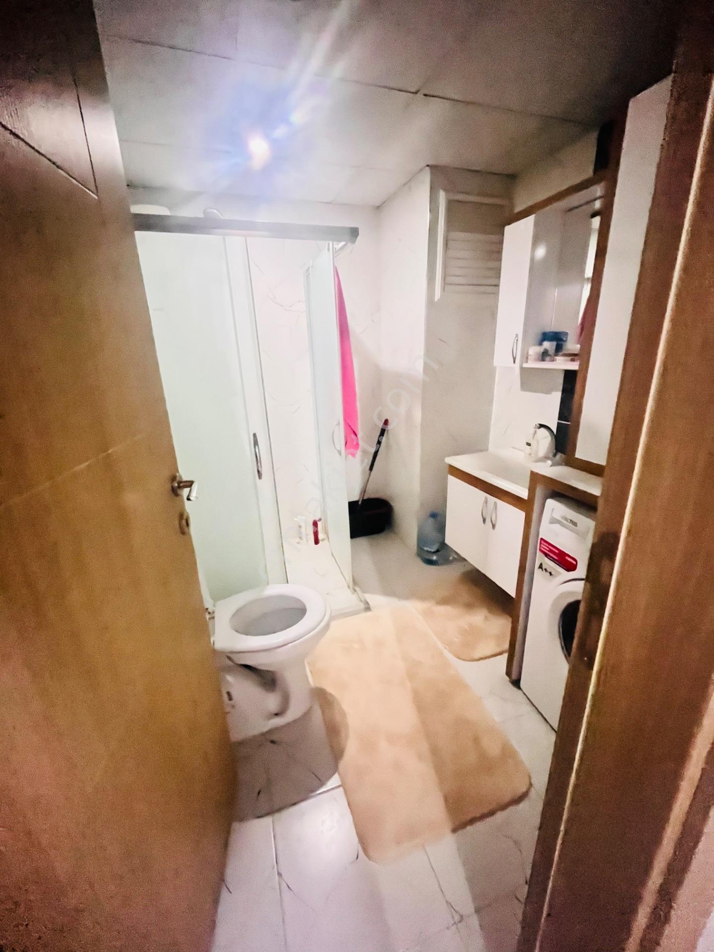 Alaşehir Kurtuluş Mahallesi'nde Satılık Eşyalı 1+1 Daire — fotoğraf 6