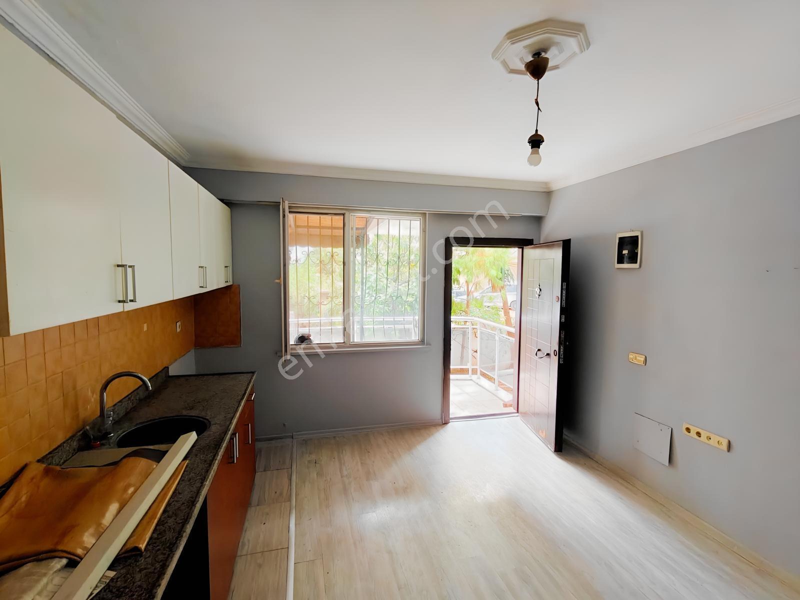 Lara Meydankavağında Harika Lokasyonda Satılık 2+1 Daire — fotoğraf 11