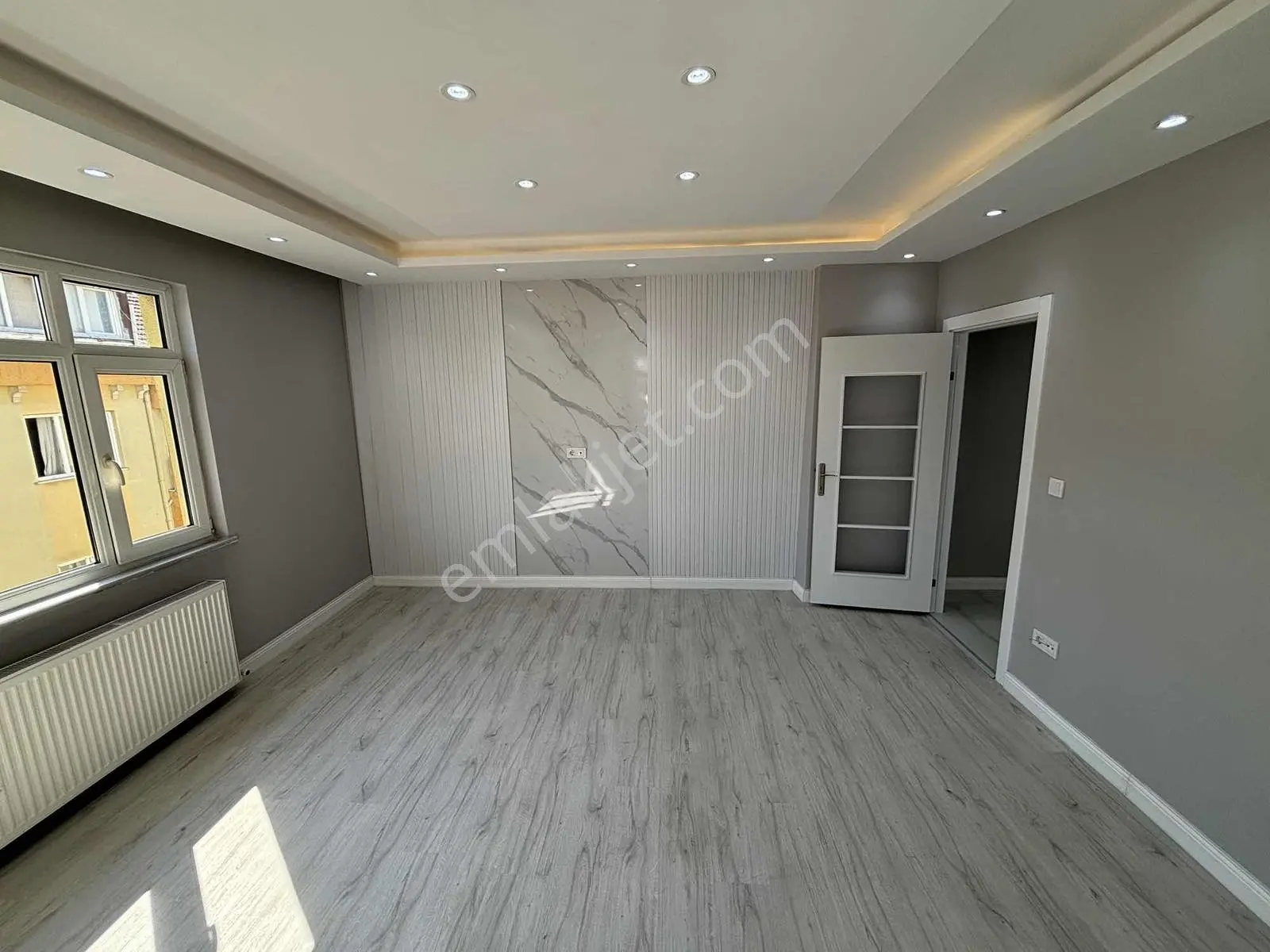 Merkezde Metroya 2 Dakika 170 M2 3+2 Acil Satılık Dübleks — fotoğraf 2