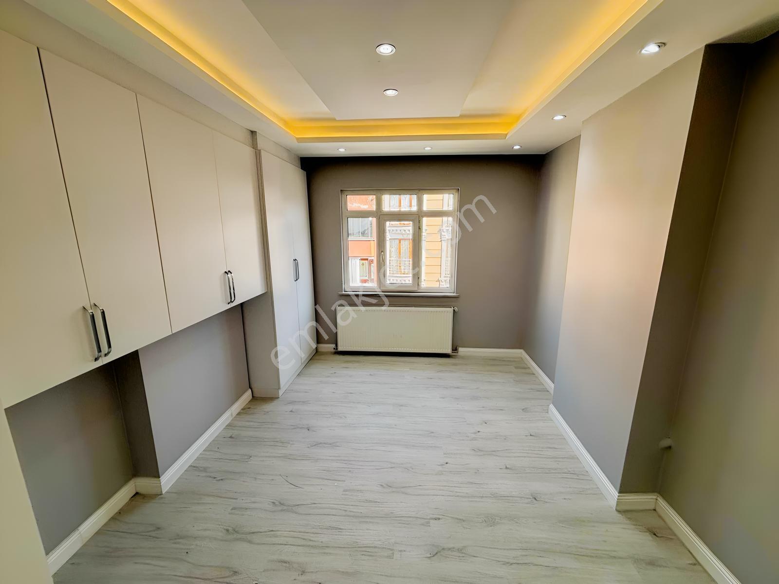 Merkezde Metroya 2 Dakika 170 M2 3+2 Acil Satılık Dübleks — fotoğraf 15