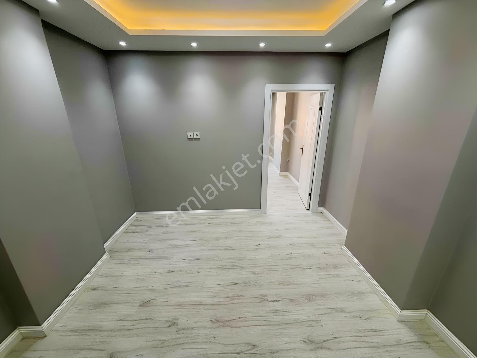 Merkezde Metroya 2 Dakika 170 M2 3+2 Acil Satılık Dübleks — fotoğraf 20