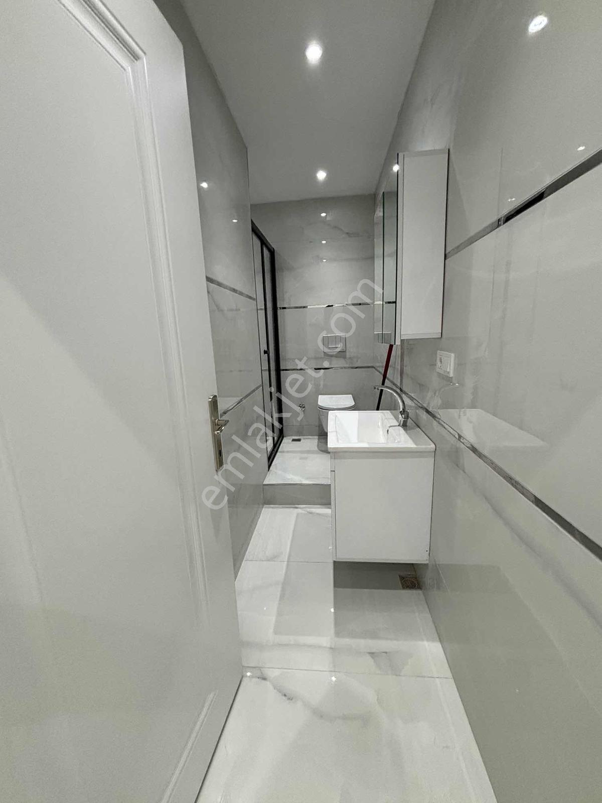 Merkezde Metroya 2 Dakika 170 M2 3+2 Acil Satılık Dübleks — fotoğraf 22