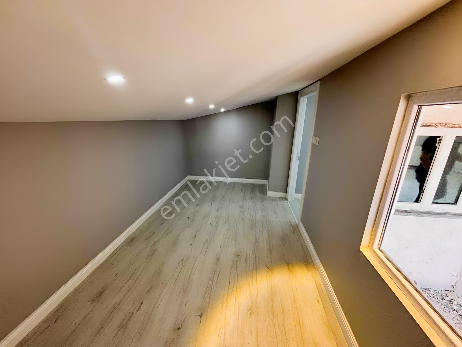 Merkezde Metroya 2 Dakika 170 M2 3+2 Acil Satılık Dübleks — fotoğraf 34