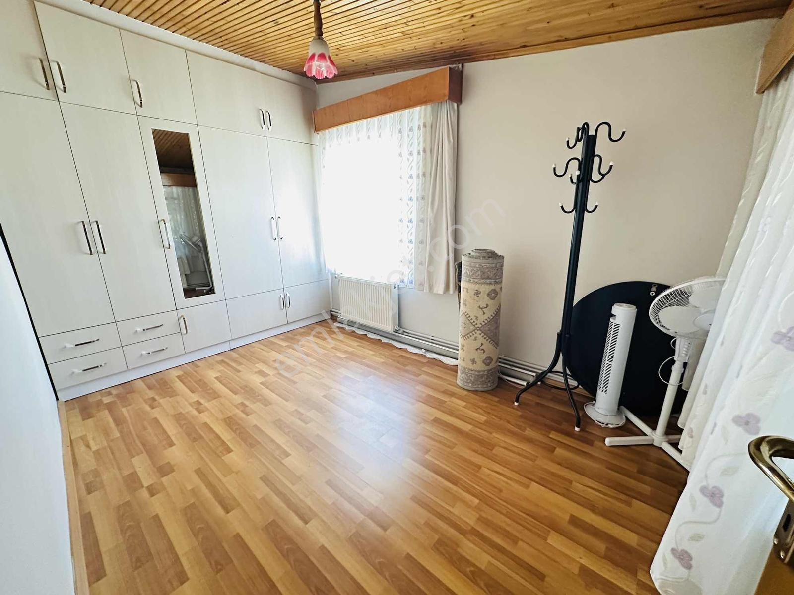 Enes Acur'dan Alavardı Mah. 4+1 Tripleks Bakımlı Villa — fotoğraf 27