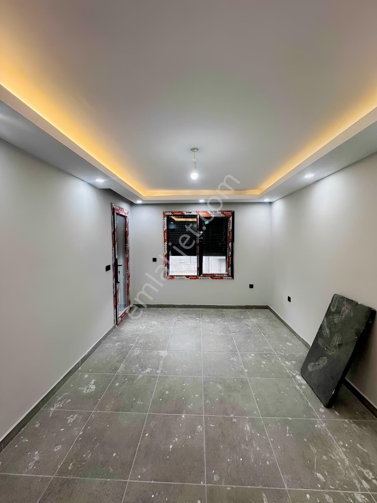 Site İçinde Denize Yakın Harika Konumda Büyük Kullanışlı Villa — fotoğraf 20
