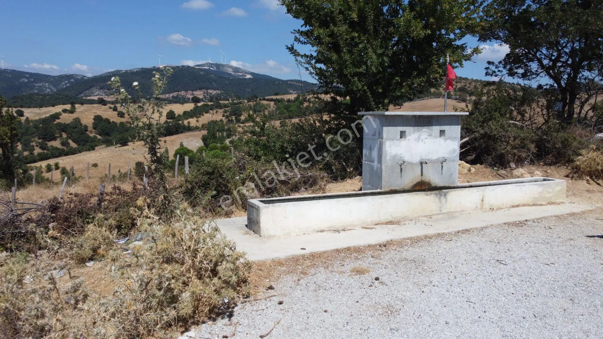 Üzmez Gayrimenkuldan İneşir Köyünde 16900 M2 Satılık Tarla — fotoğraf 7