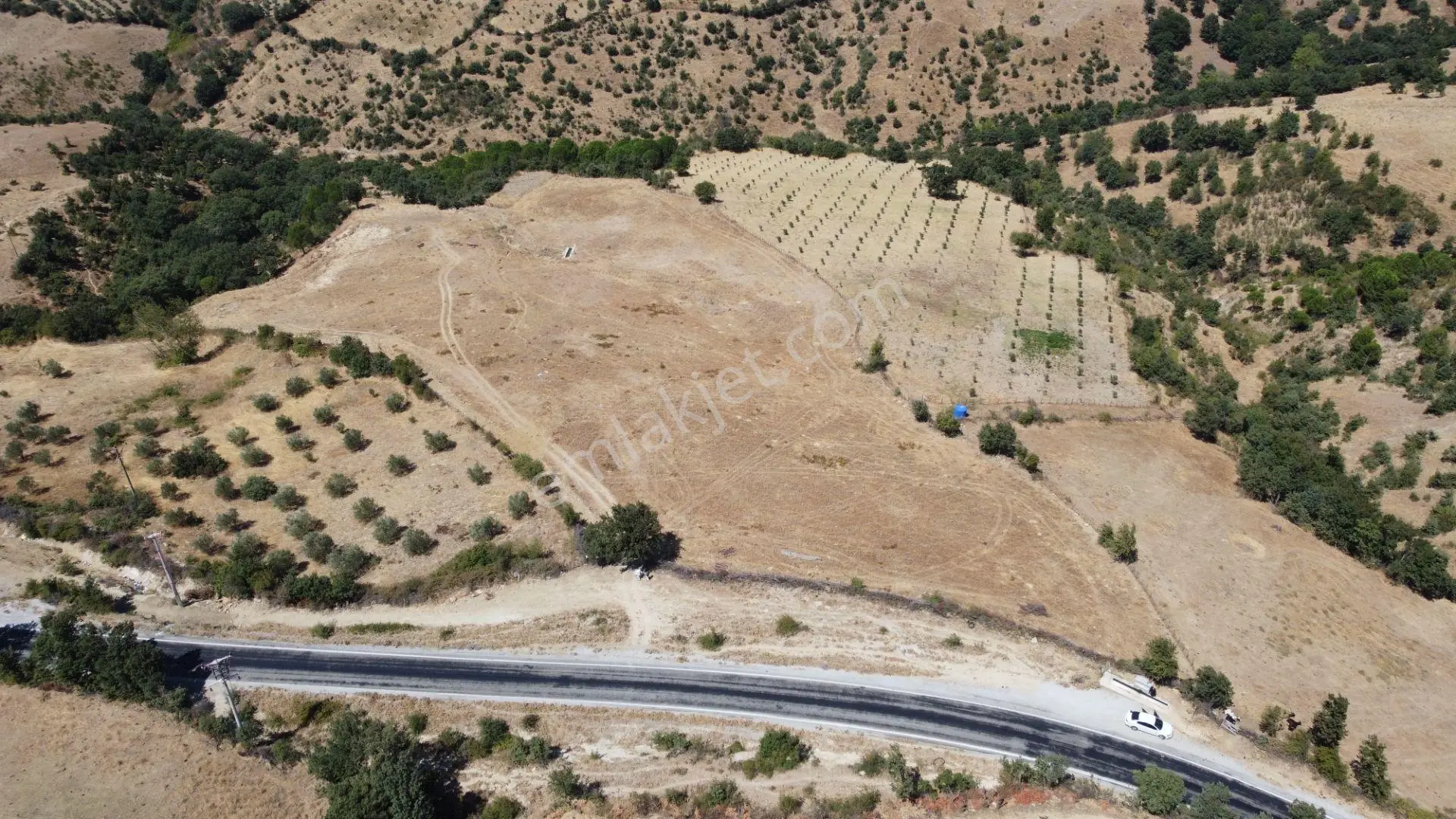 Üzmez Gayrimenkuldan İneşir Köyünde 16900 M2 Satılık Tarla — fotoğraf 17