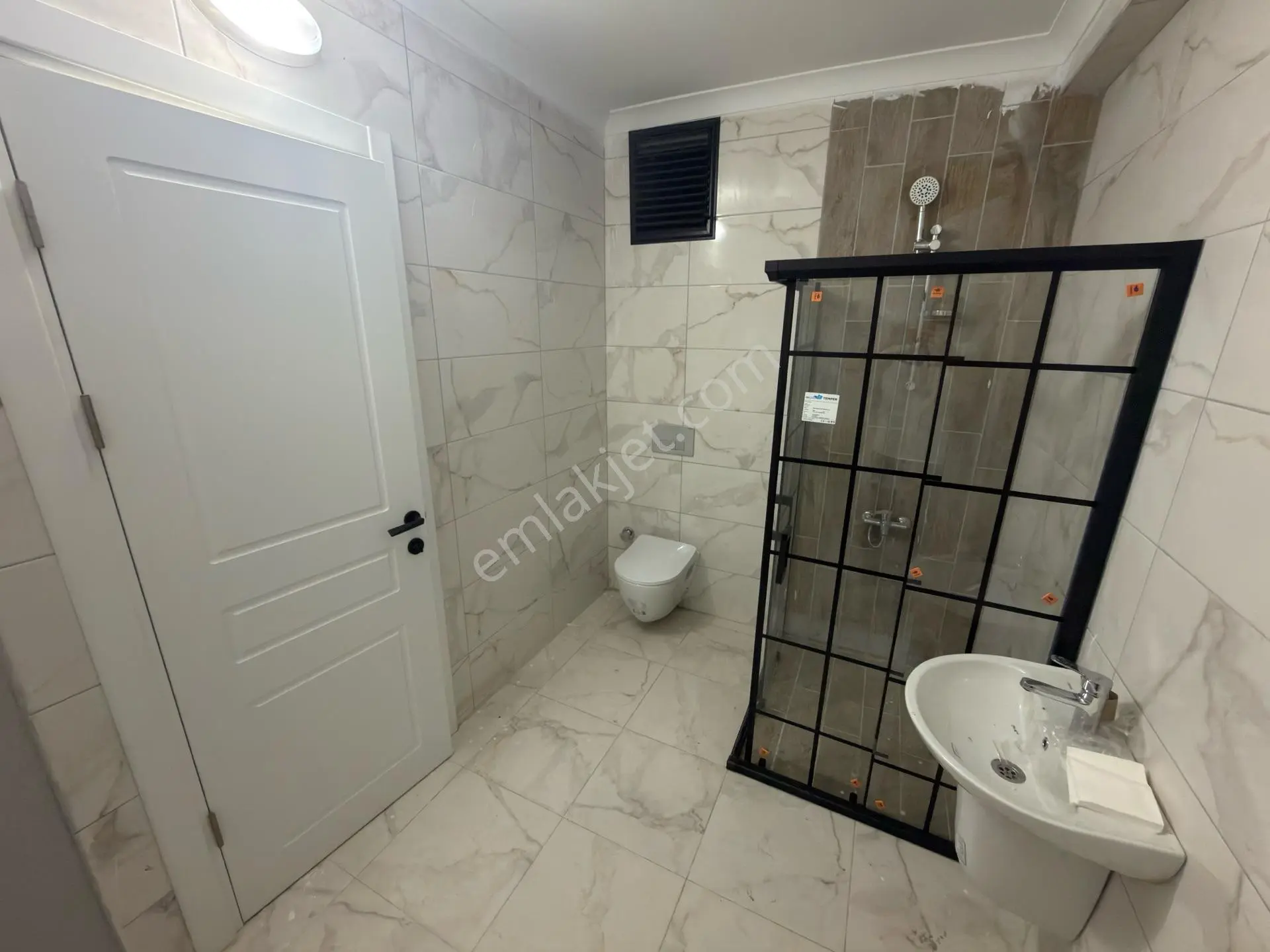 Üniversite Mahallesi Lüx Site İçerisinde Sıfır 3+1 165 M2 Satılık — fotoğraf 21