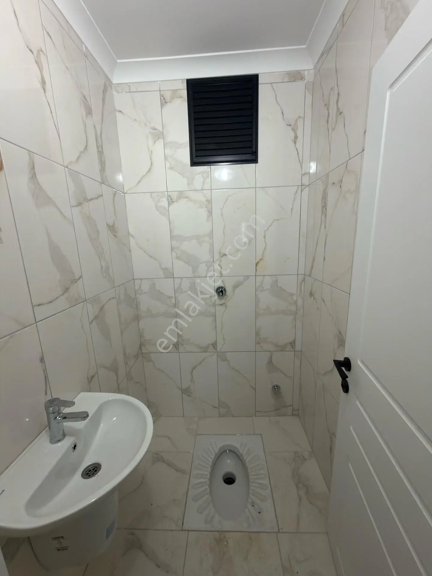 Üniversite Mahallesi Lüx Site İçerisinde Sıfır 3+1 165 M2 Satılık — fotoğraf 22