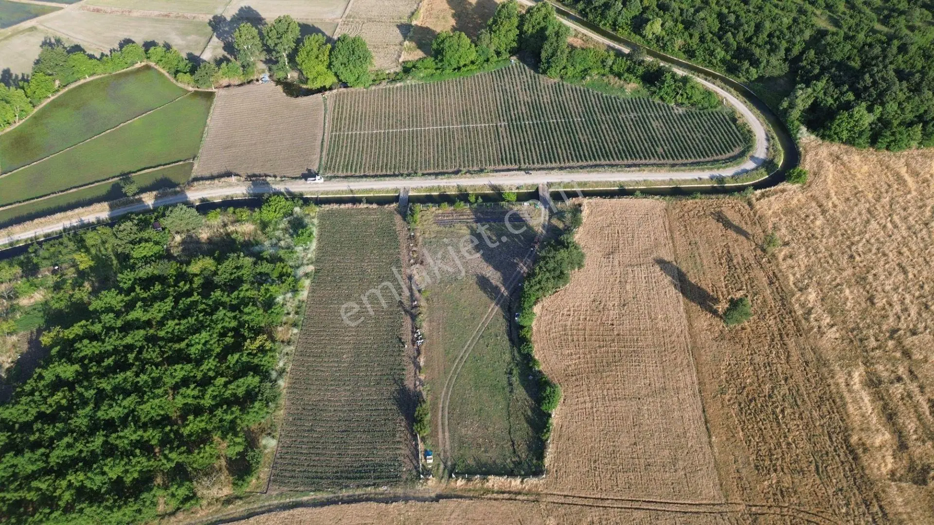 3.015 M2 Satılık Tarla. Keşif Arazi Balıkesir Gönen Babayaka 0 Ada 205 Parselde. Kanala Tam Cephe, — fotoğraf 2